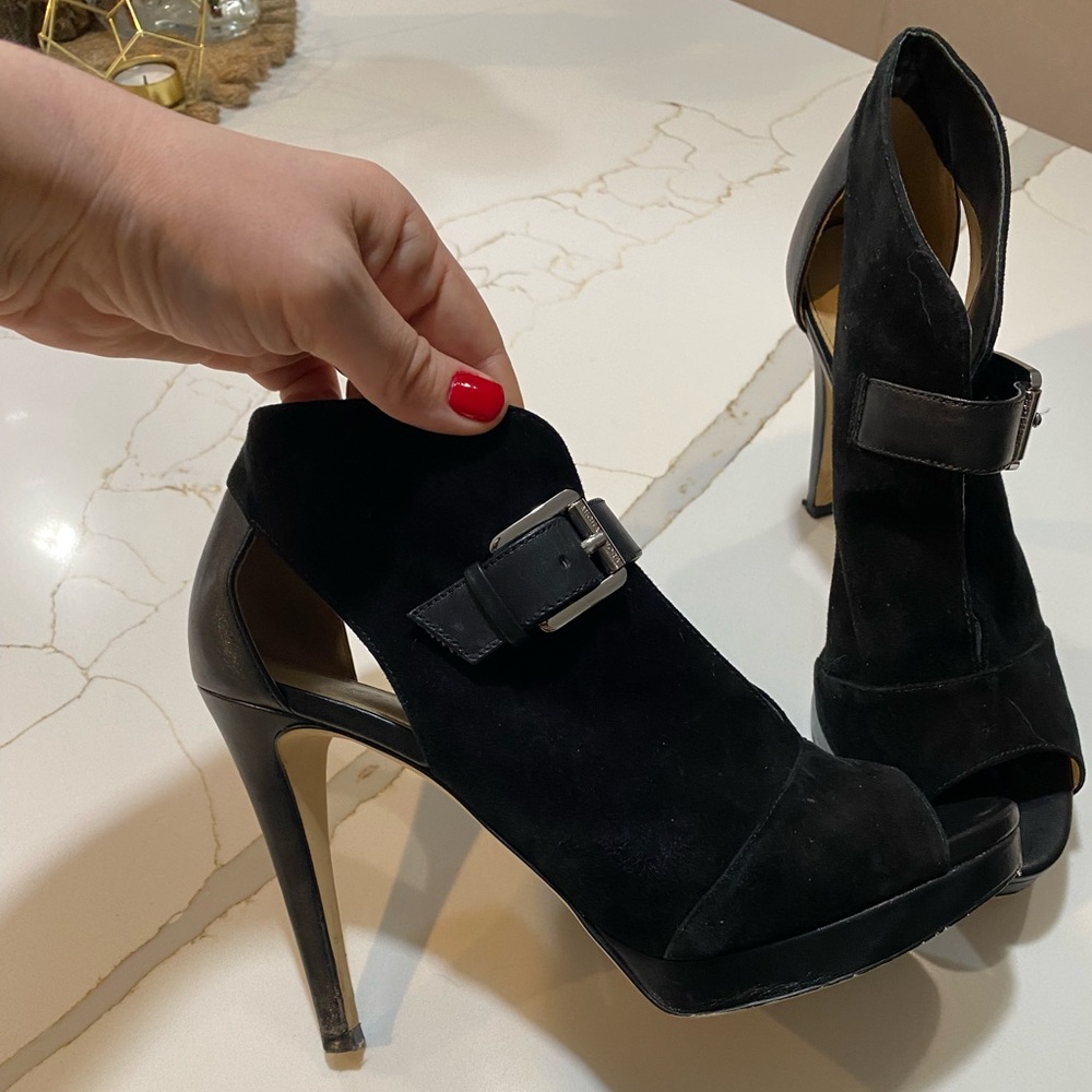 Michael Kors Heels - Picture 3 of 6